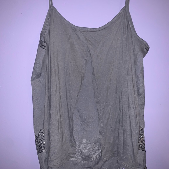 ****Dusty blue sequined top**** - Picture 4 of 5